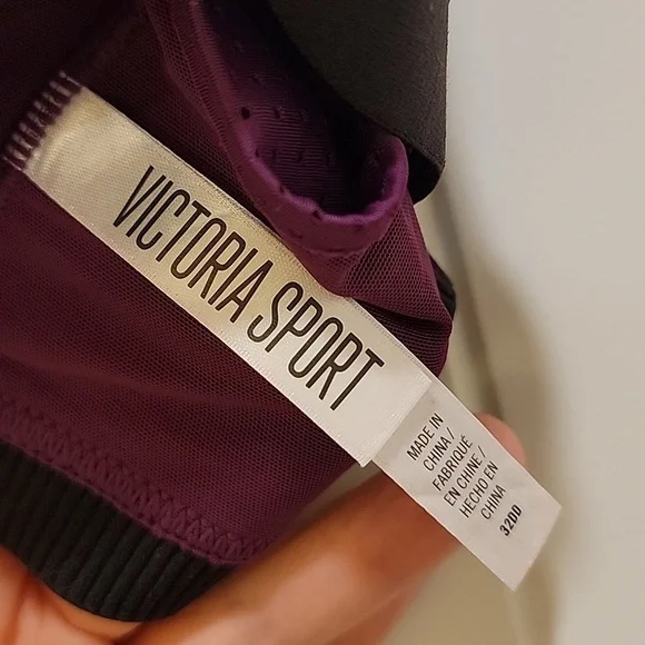 Victoria Sport Strappy Racer Back Sports Bra Size 32DD - Picture 3 of 5